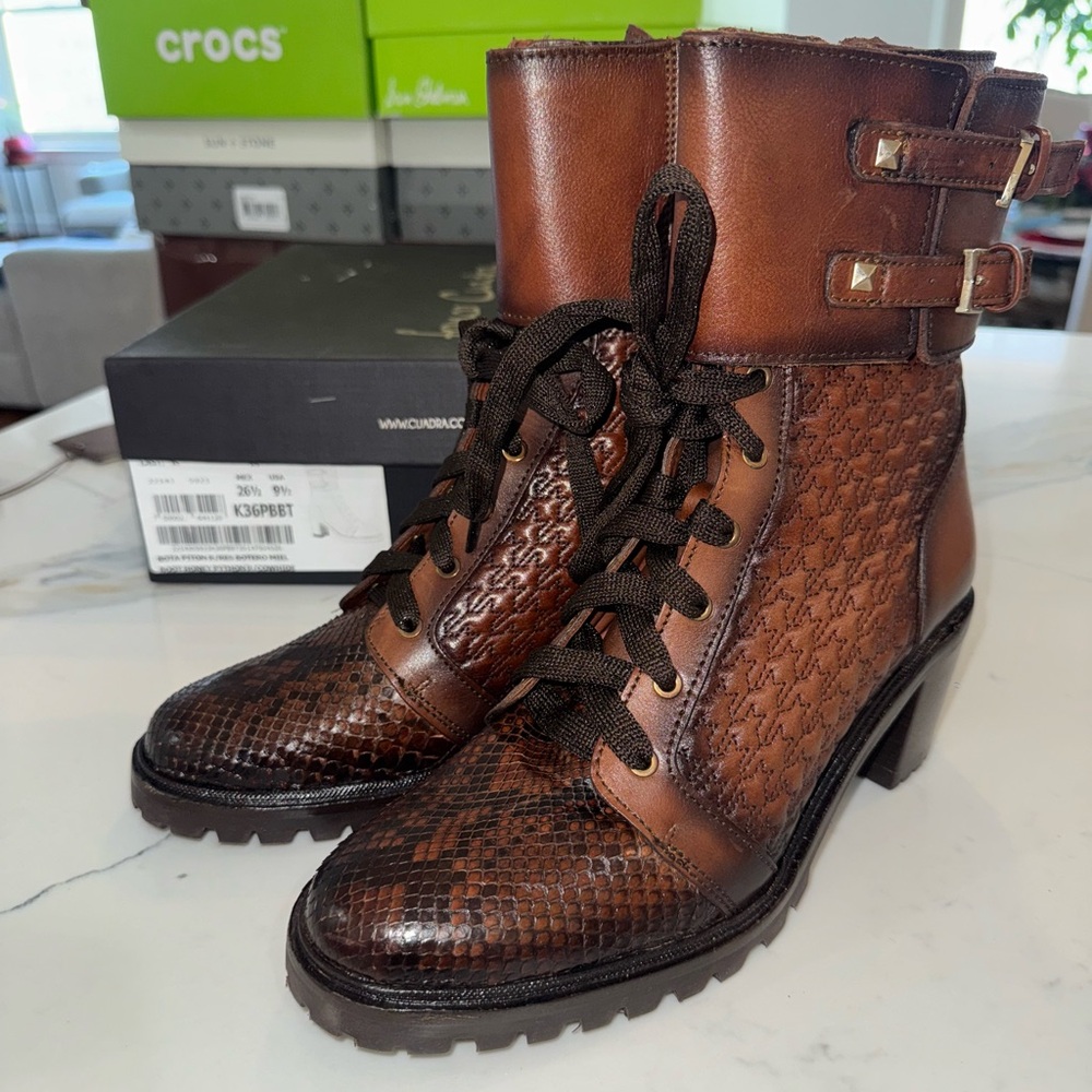Cuadra brand Textured Women's Boots